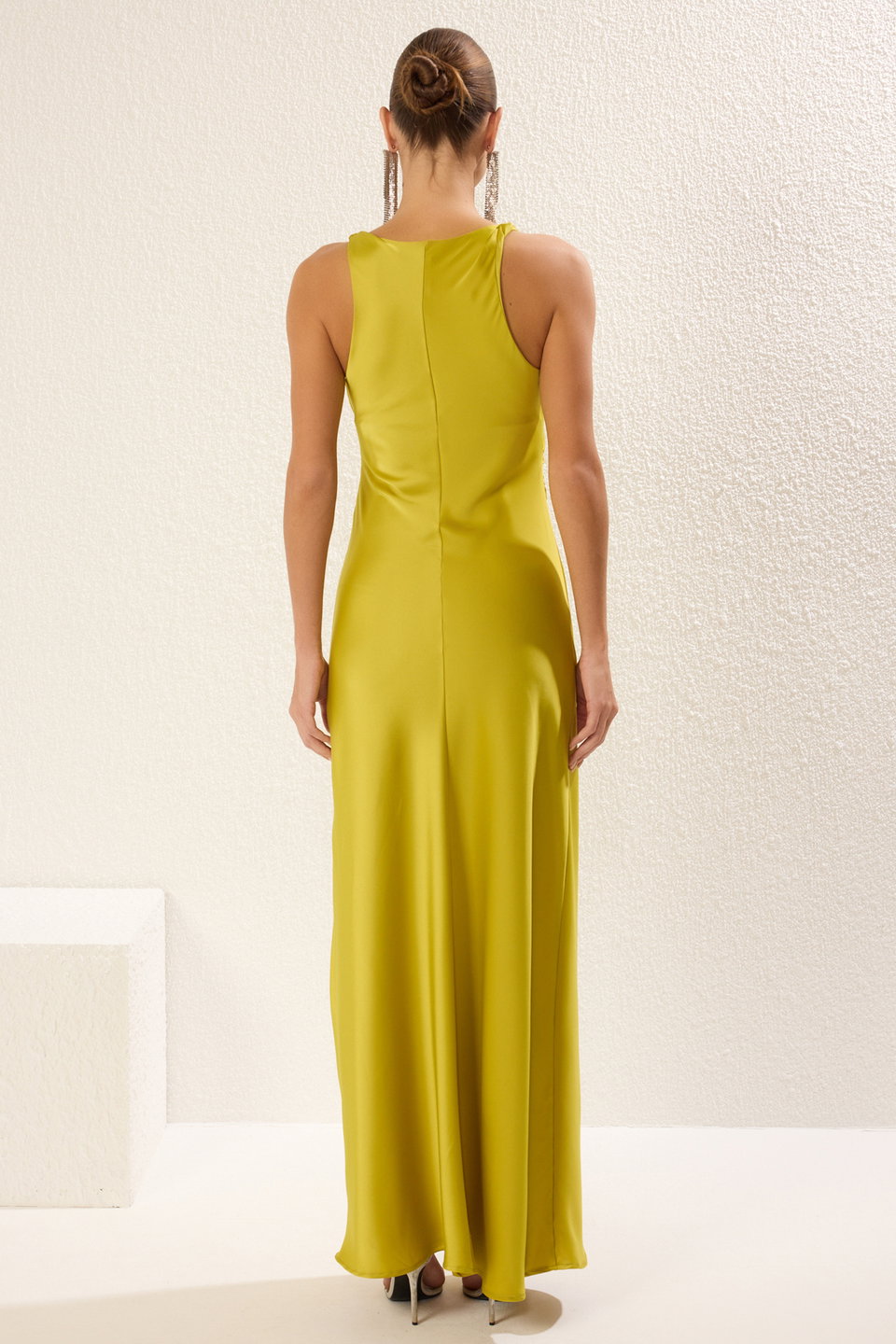 Oil Fitted Satin Woven Maxi Evening Prom Dress TPRSS25AE00066