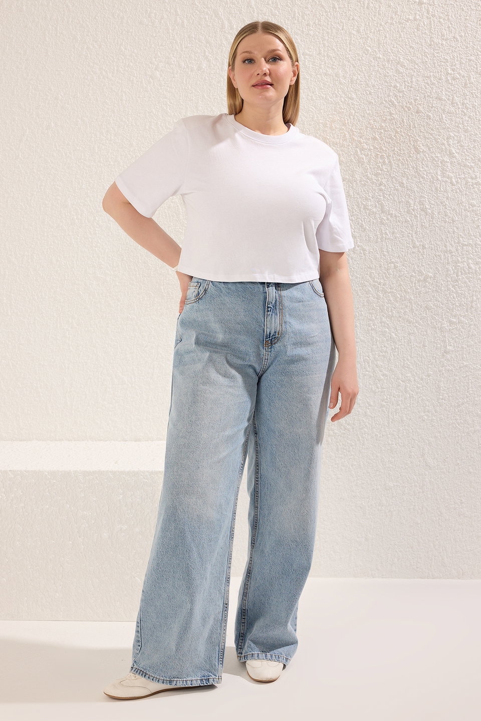 High Waist Wide Leg Plus Size Wide Leg Jeans TBBAW23CJ00020