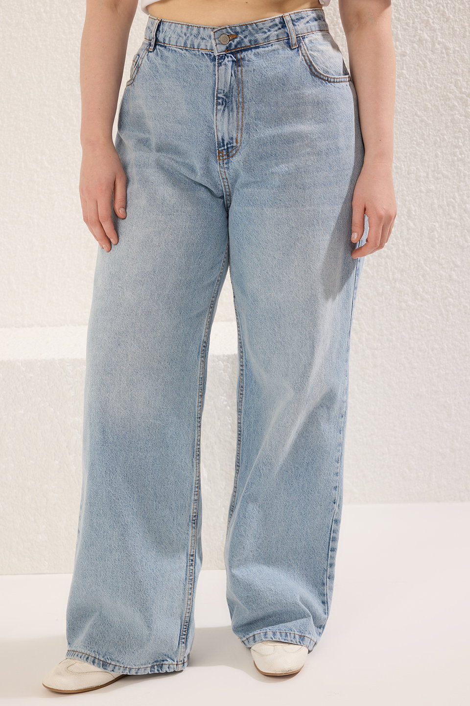 High Waist Wide Leg Plus Size Wide Leg Jeans TBBAW23CJ00020