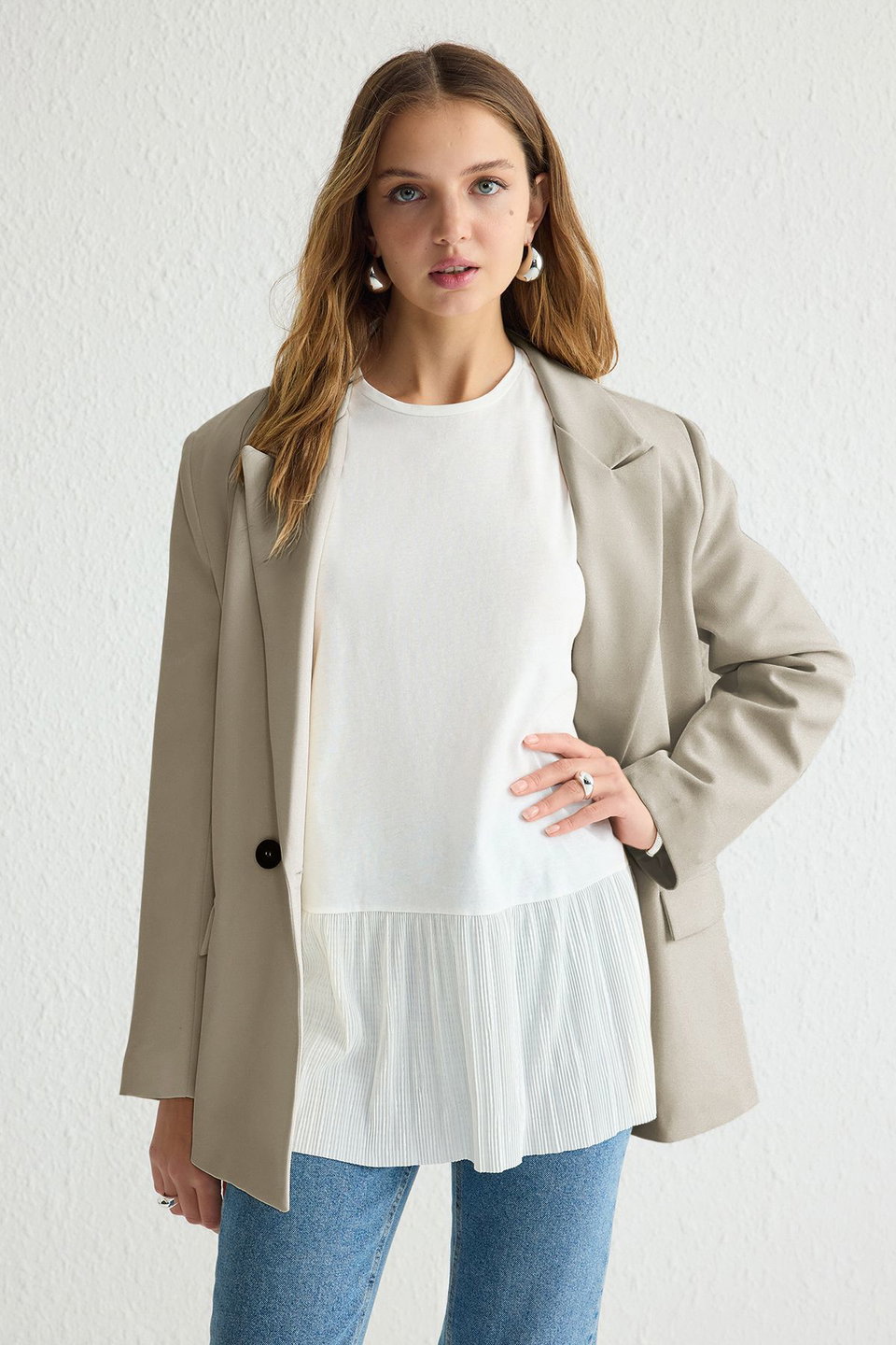 Skirt with Pleat Detail Sleeveless Knitted Undershirt Blouse TCTSS25UK00005