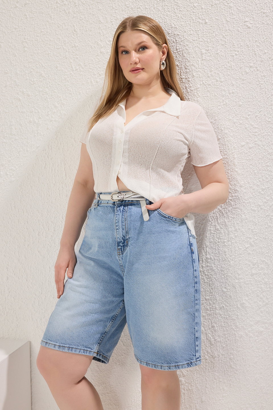 High Waist Straight Fit Denim Plus Size Shorts TBBSS25AP00016