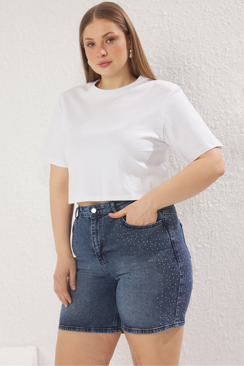 High Waist Stoned Denim Plus Size Shorts TBBSS25AP00028