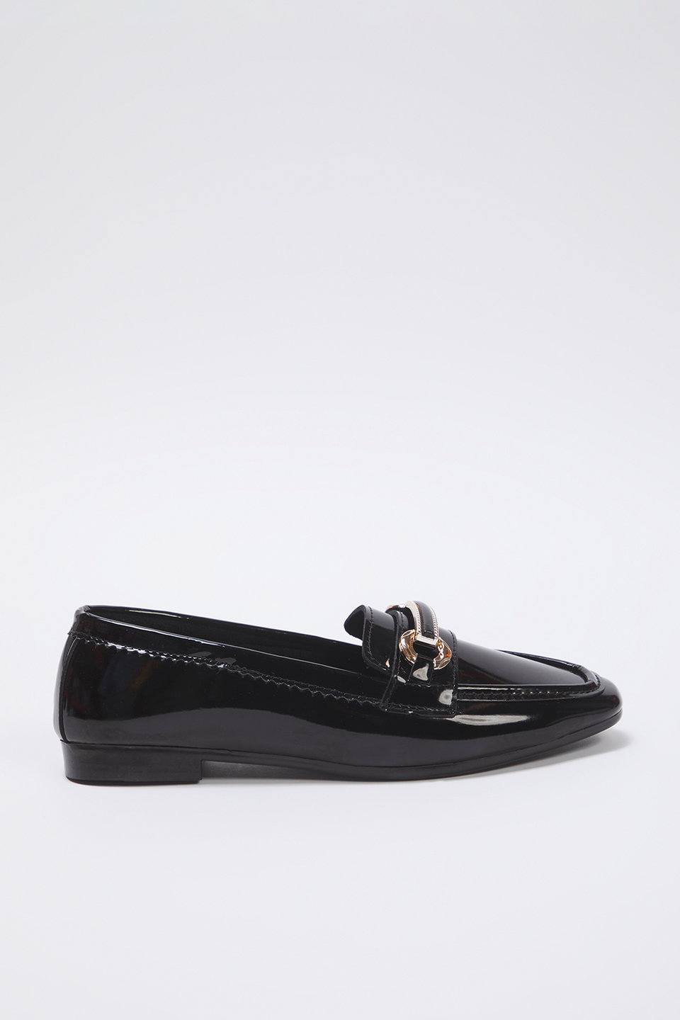 Metal Accessory Detailed Extra Comfortable Women's Loafer Shoes TAXSS25LA00015