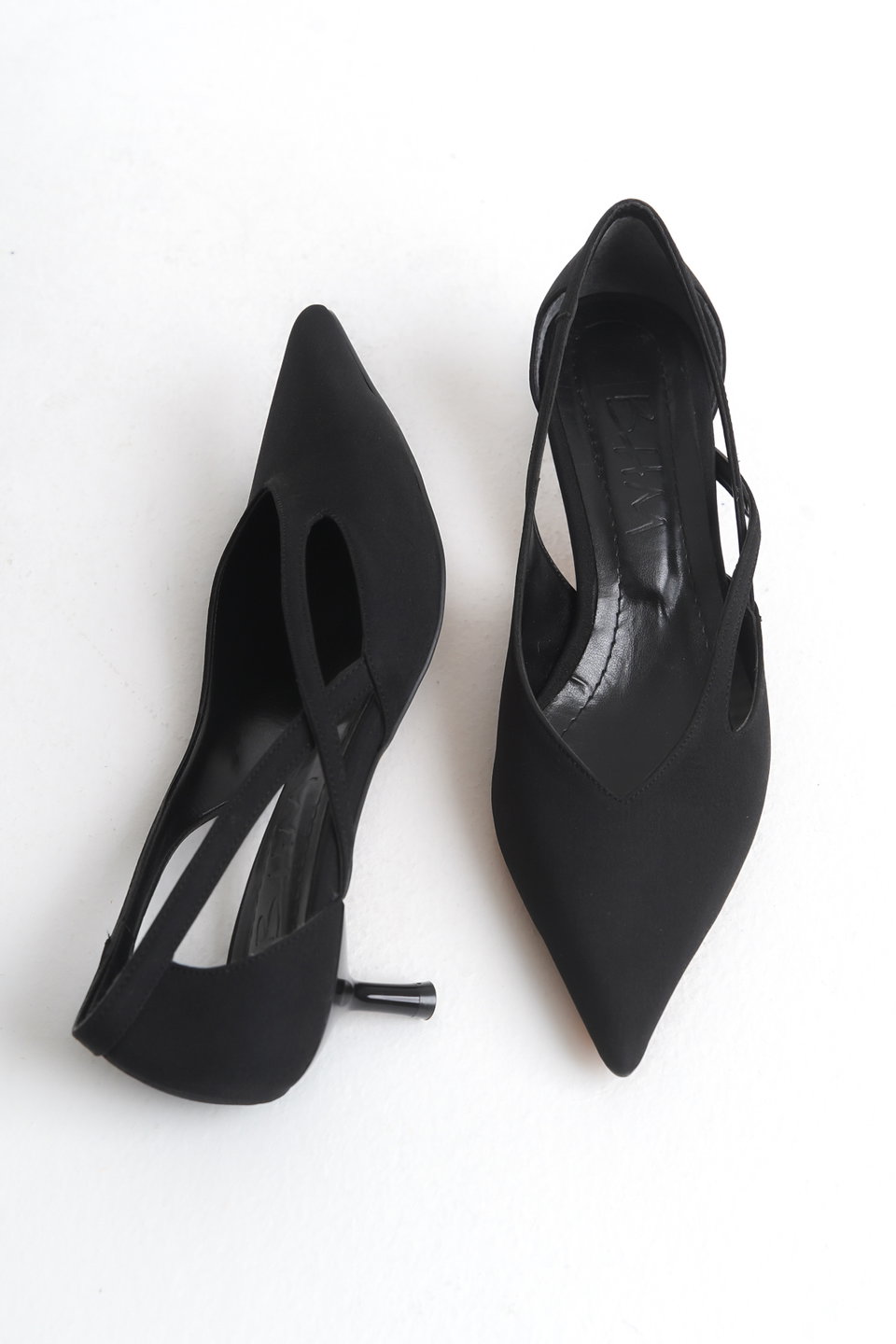 Cut Out Detailed Satin Pointed Toe Women's Kitten Heeled Shoes TAXSS25TO00079