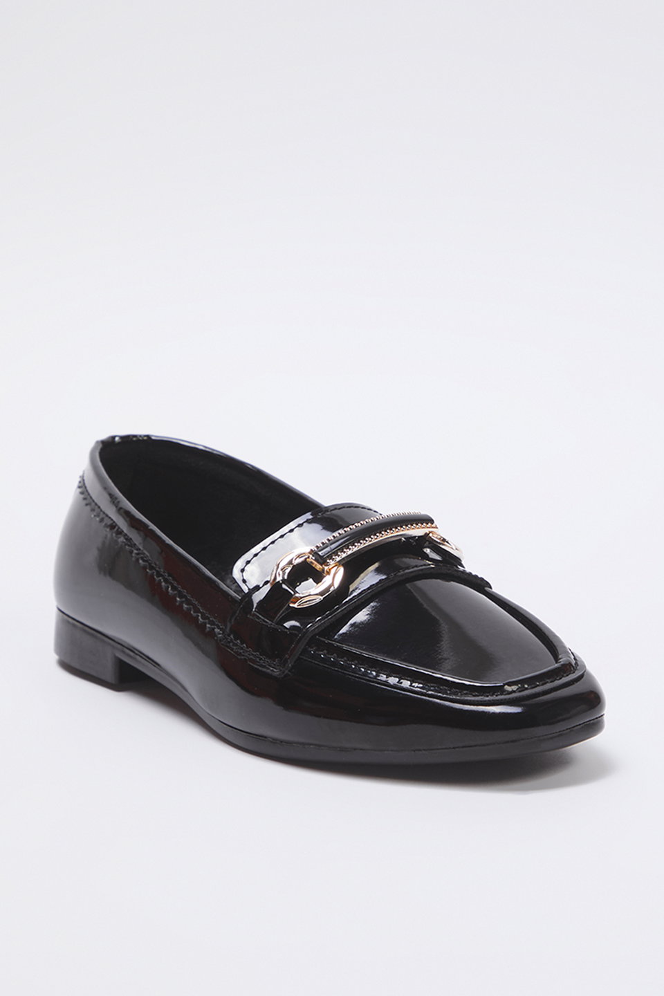 Metal Accessory Detailed Extra Comfortable Women's Loafer Shoes TAXSS25LA00015