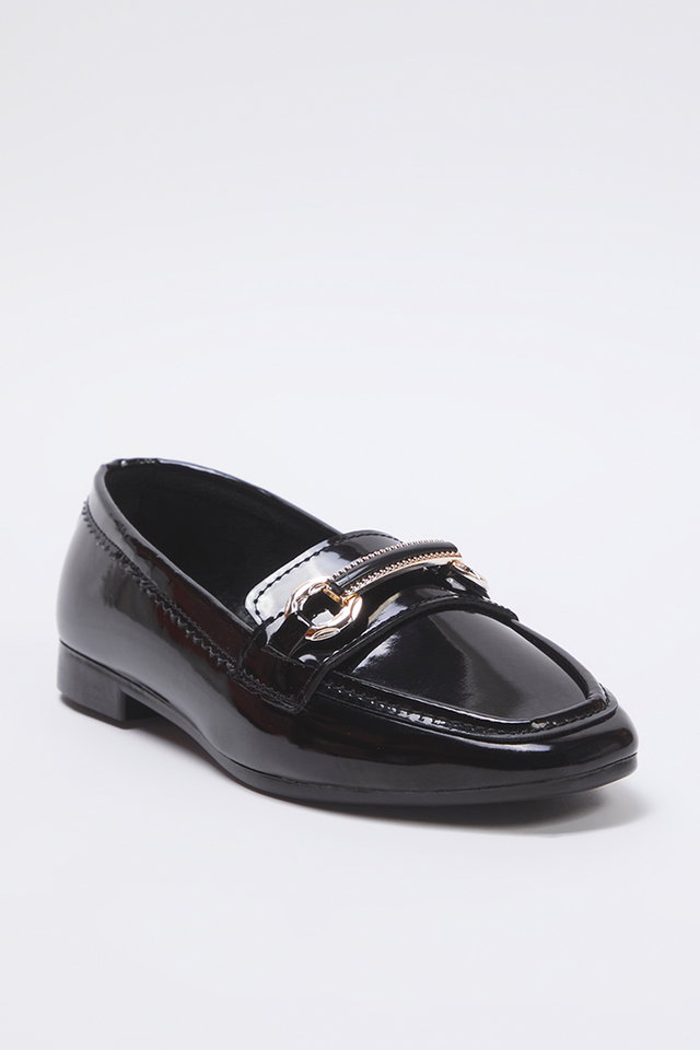Black - Beige Metal Accessory Detailed Extra Comfortable Women's Loafer Shoes TAXSS25LA00015