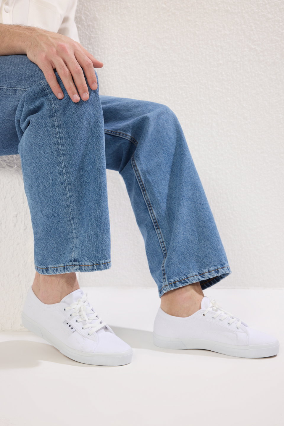 Laced Flat Sole Women's Sneakers TAXSS25SN00039