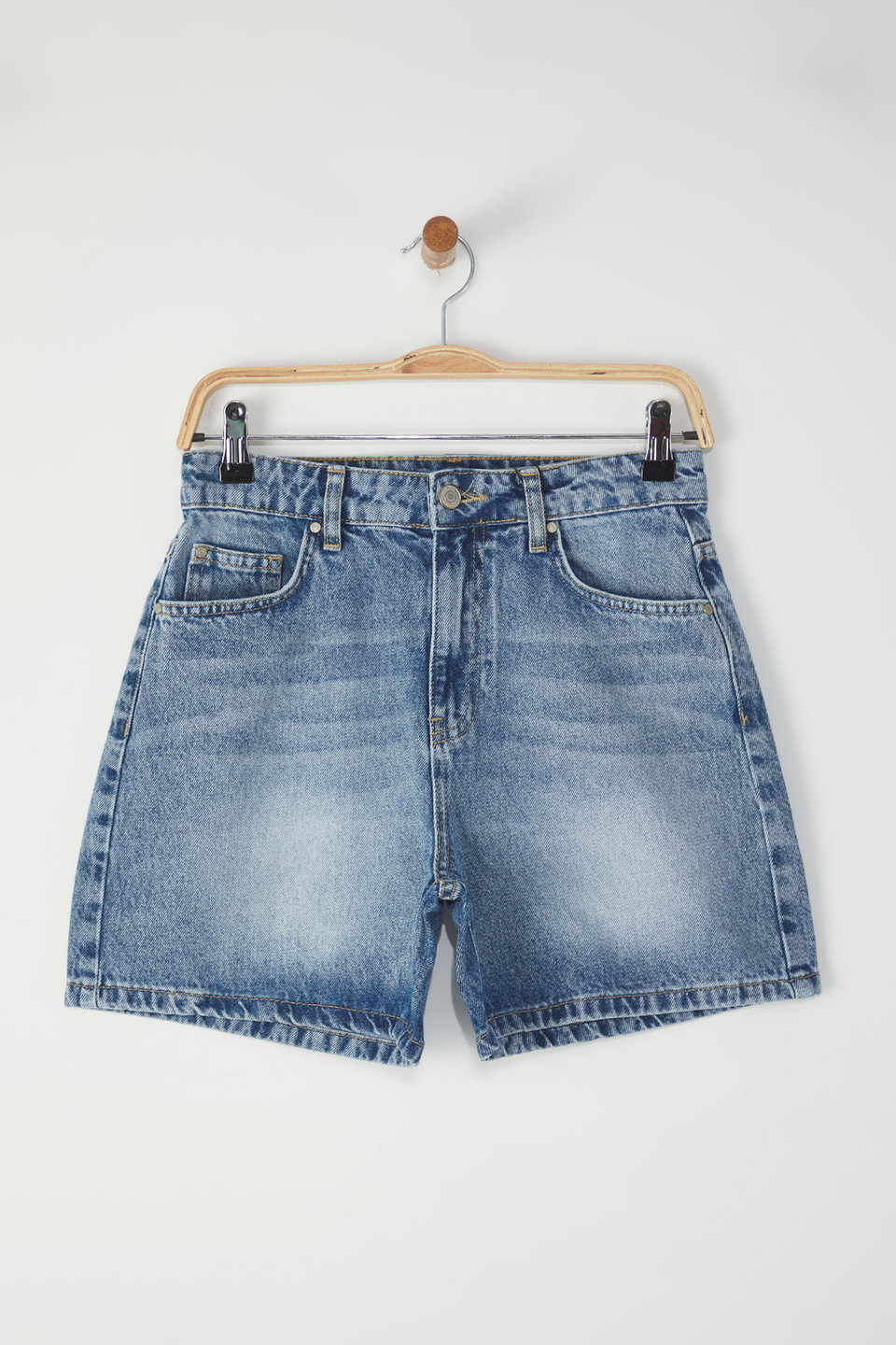 Regular Waist City Boy Denim Shorts TWOSS25SR00173