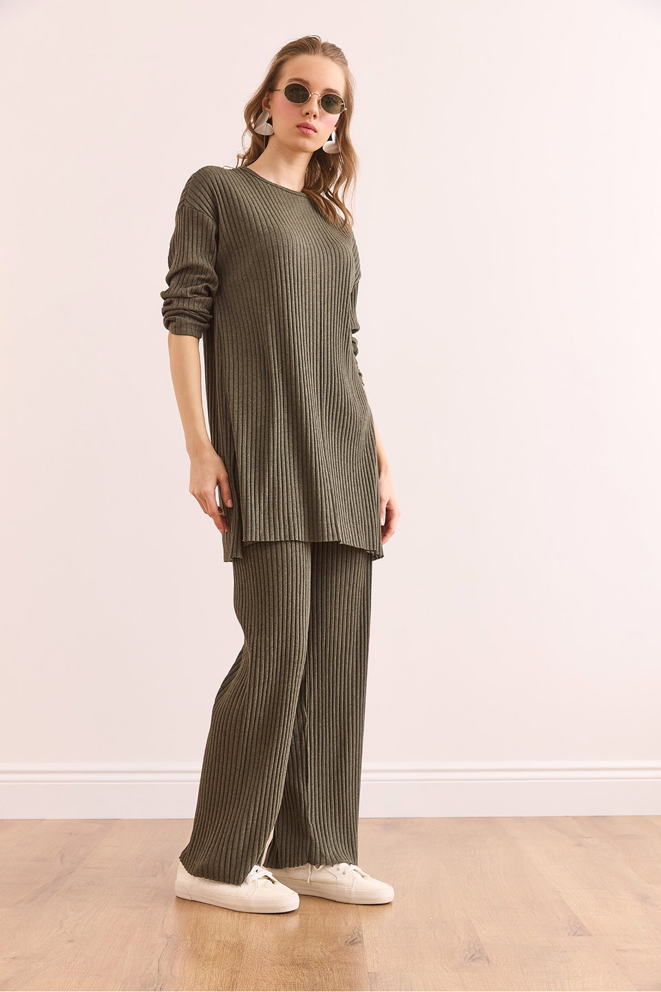 Women's Top Slit Blouse Bottom Palazzo Corduroy Suit TKM-19000180