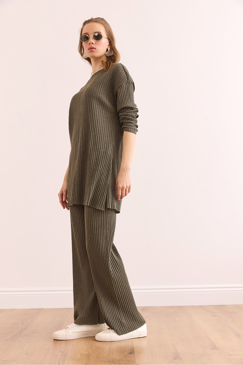 Women's Top Slit Blouse Bottom Palazzo Corduroy Suit TKM-19000180