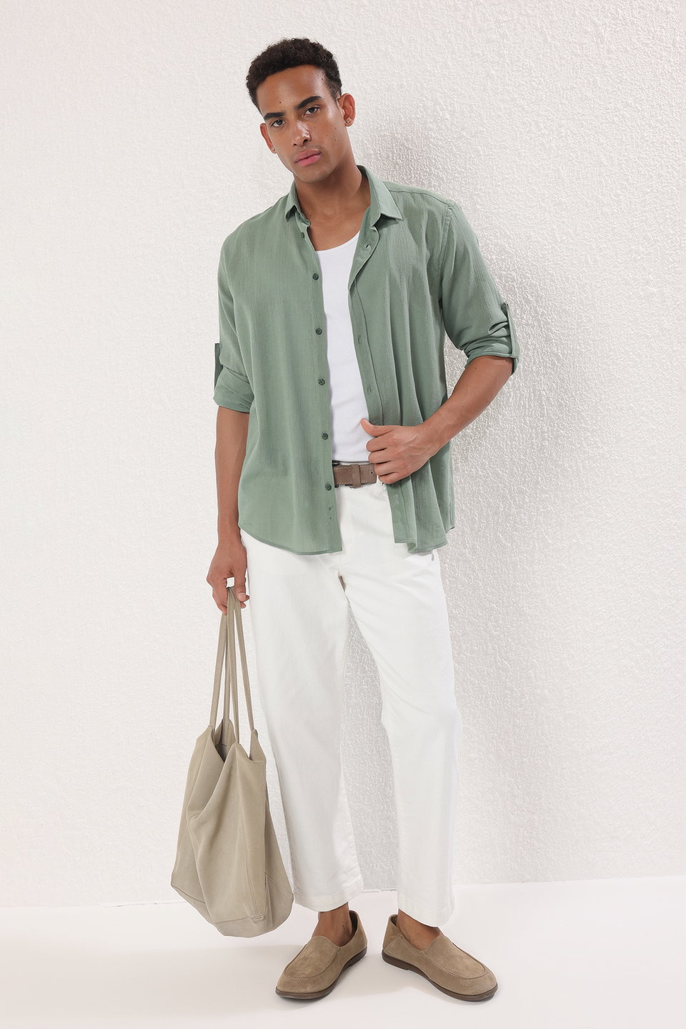 Regular Fit Linen Look Shirt with Wrinkled Effect and Epaulettes TMNSS23GO00061