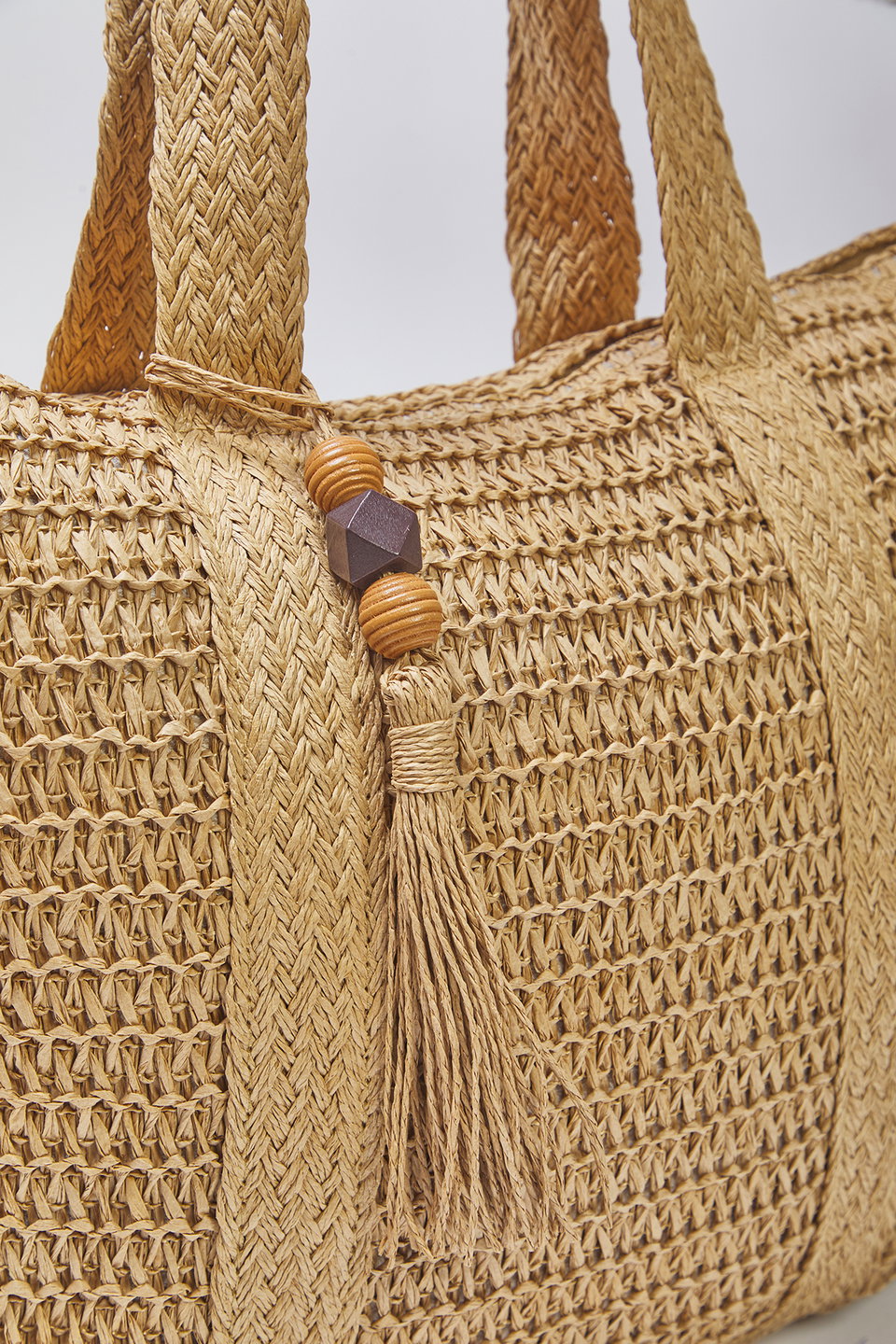 Camel Tassel Charm Detailed Straw Women's Medium Shoulder Bag TAKSS25OC00067