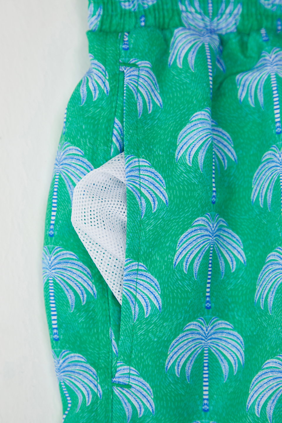 Standard Fit Palm Tree Patterned Printed Swimsuit Swim Shorts TMNSS25DS00005