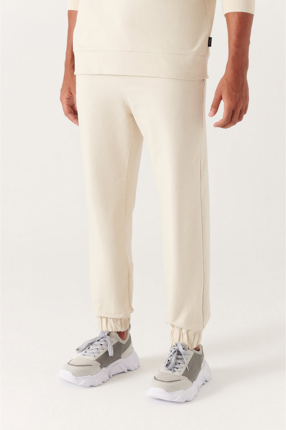 Men's basic cotton 2-thread jogger e003403