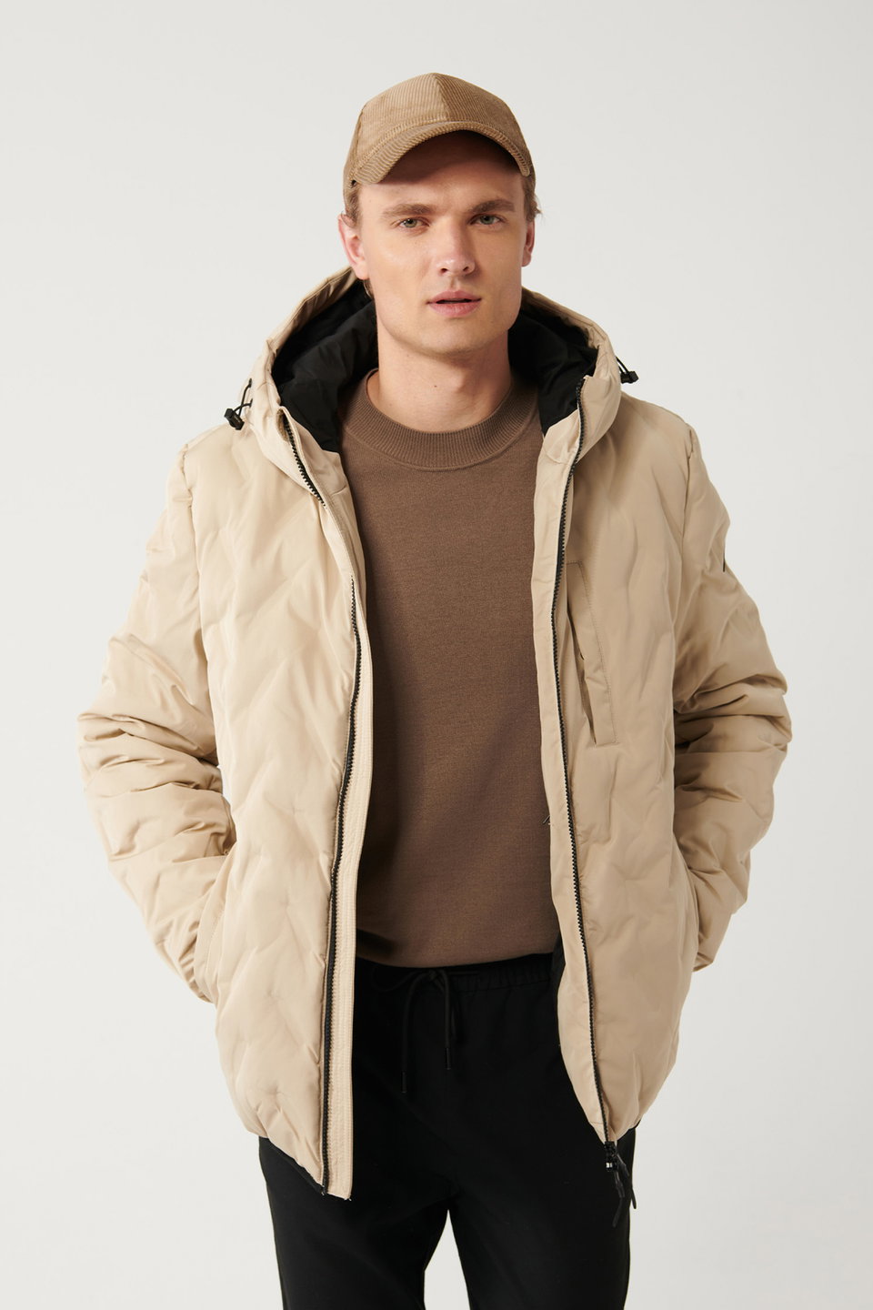 Men's Adhesive Patterned Water Repellent Fabric Hooded Puffer Coat A32Y6041