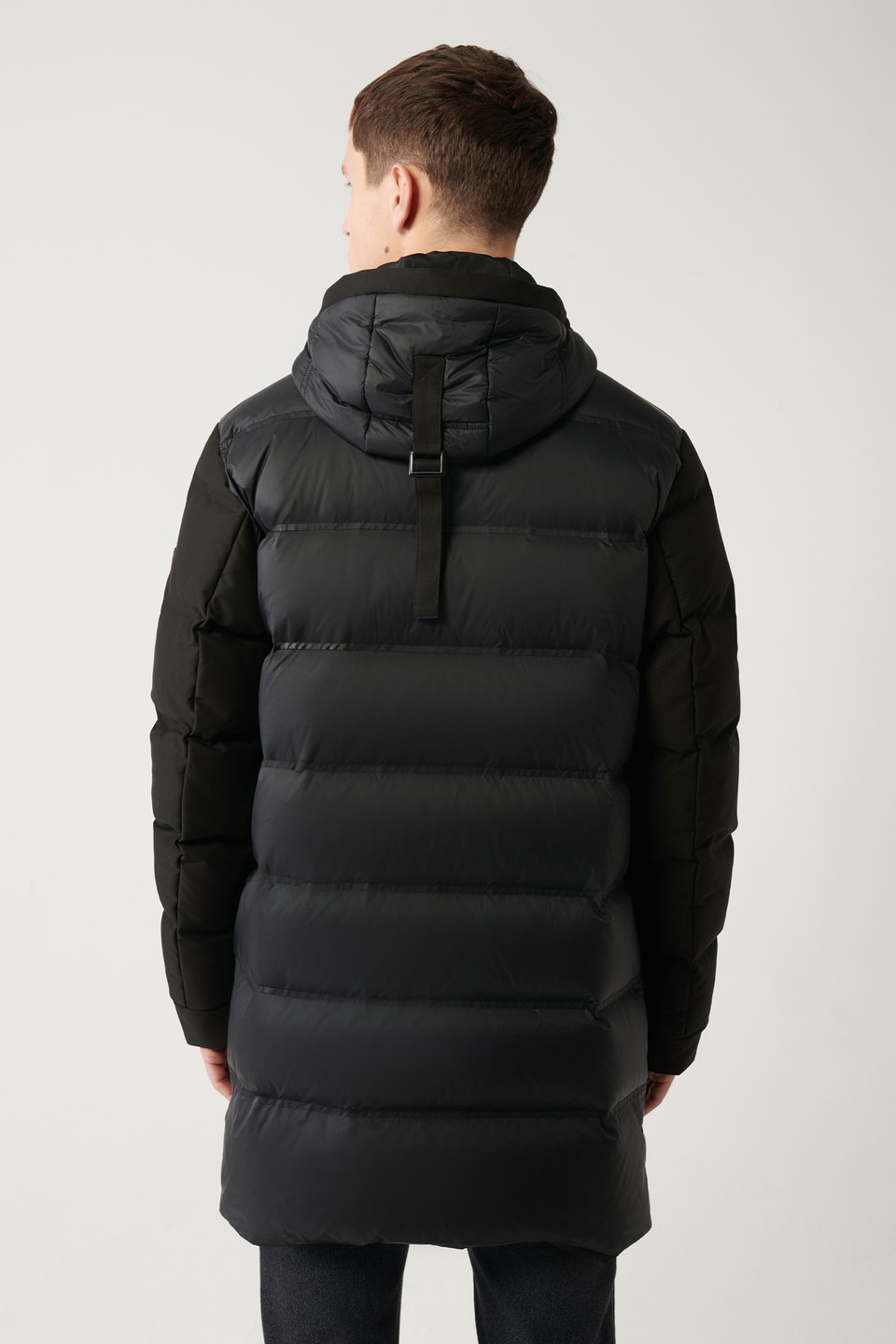 Men's hooded down jacket with water-repellent fabric a32y6044