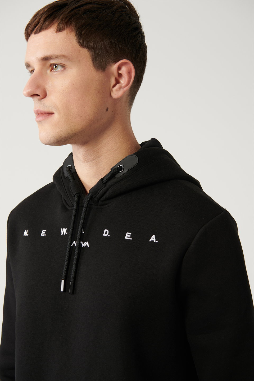Men's raised fabric hooded collar embroidered sweatshirt a32y1393