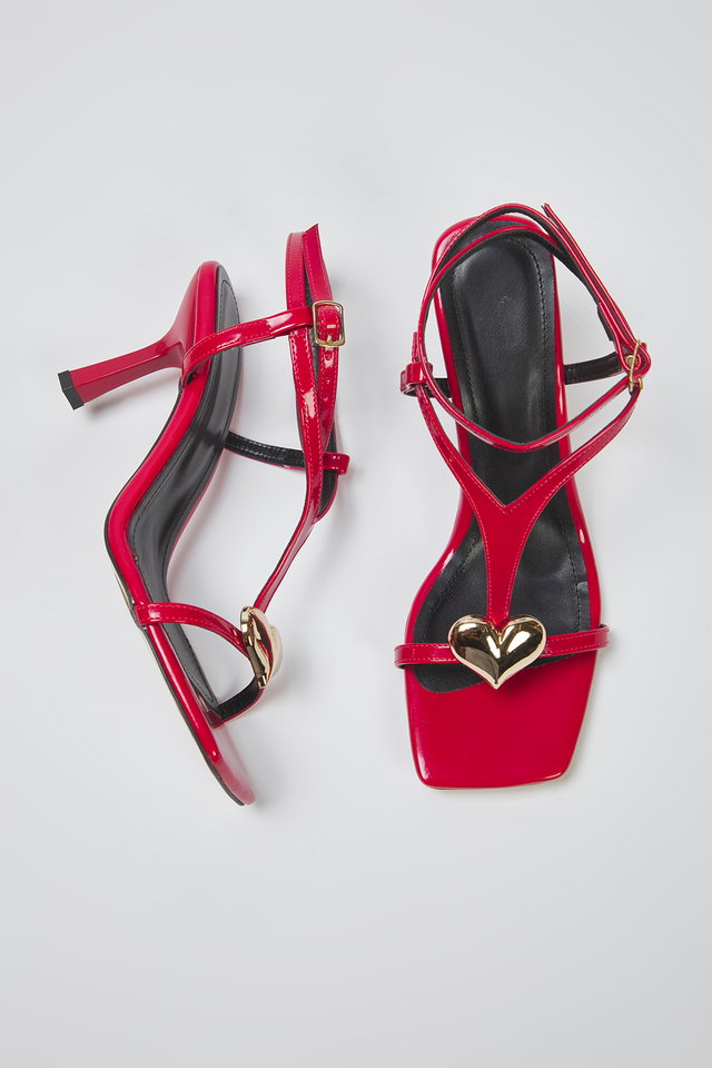 Red - Red Gold Heart Accessory Detailed Patent Leather Women's Thin Heeled Sandals Takss25To00094