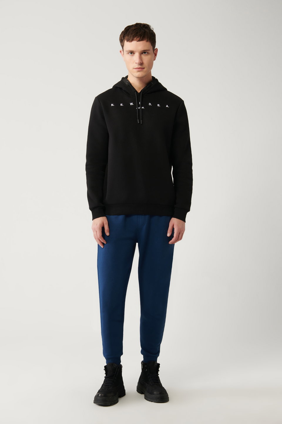 Men's raised fabric hooded collar embroidered sweatshirt a32y1393