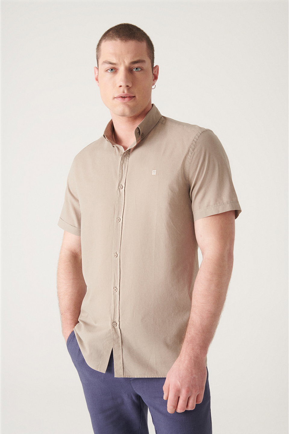Men's Button-Down Collar 100% Cotton Thin Short Sleeve Shirt E002210