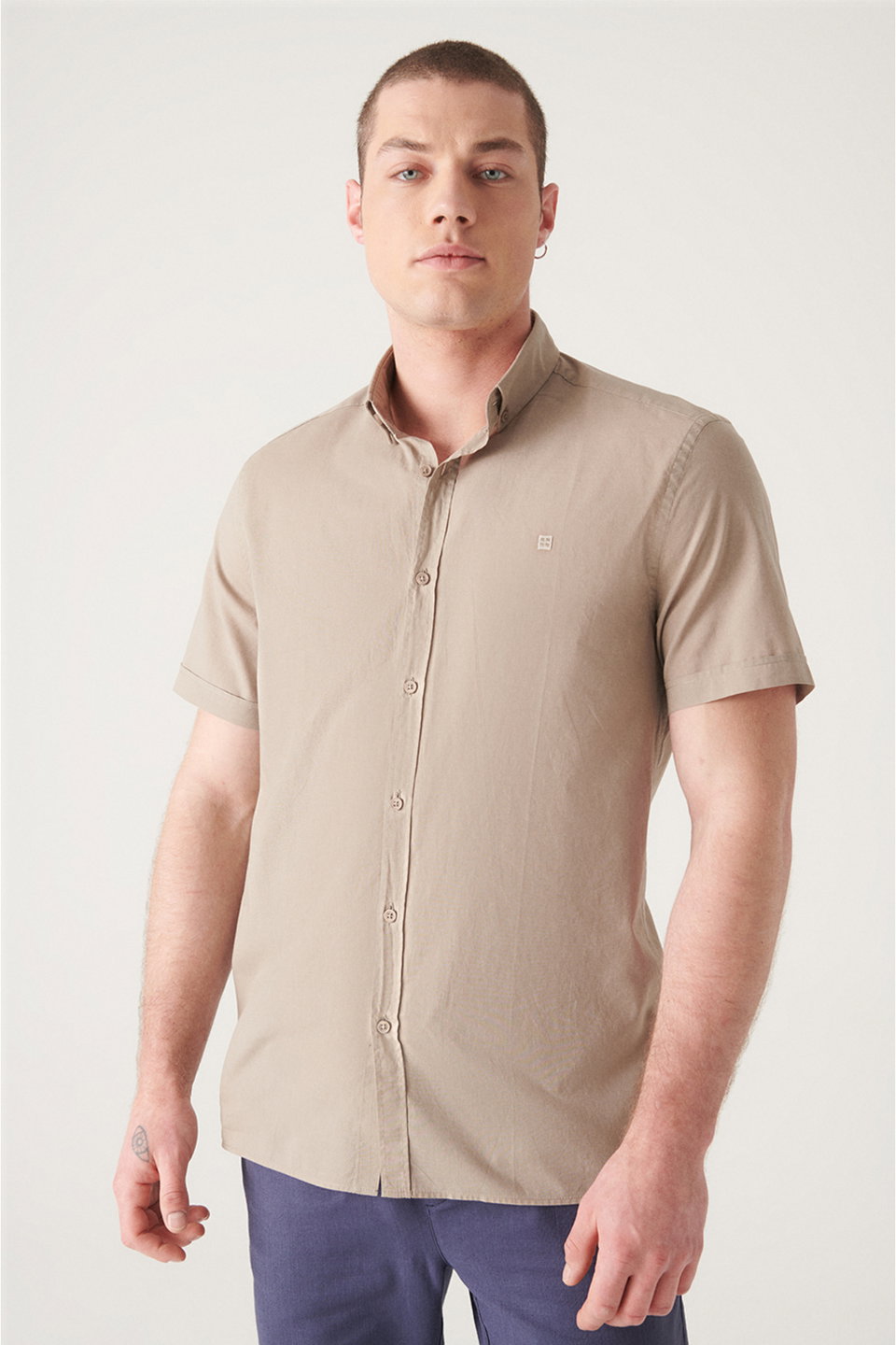 Men's Button-Down Collar 100% Cotton Thin Short Sleeve Shirt E002210