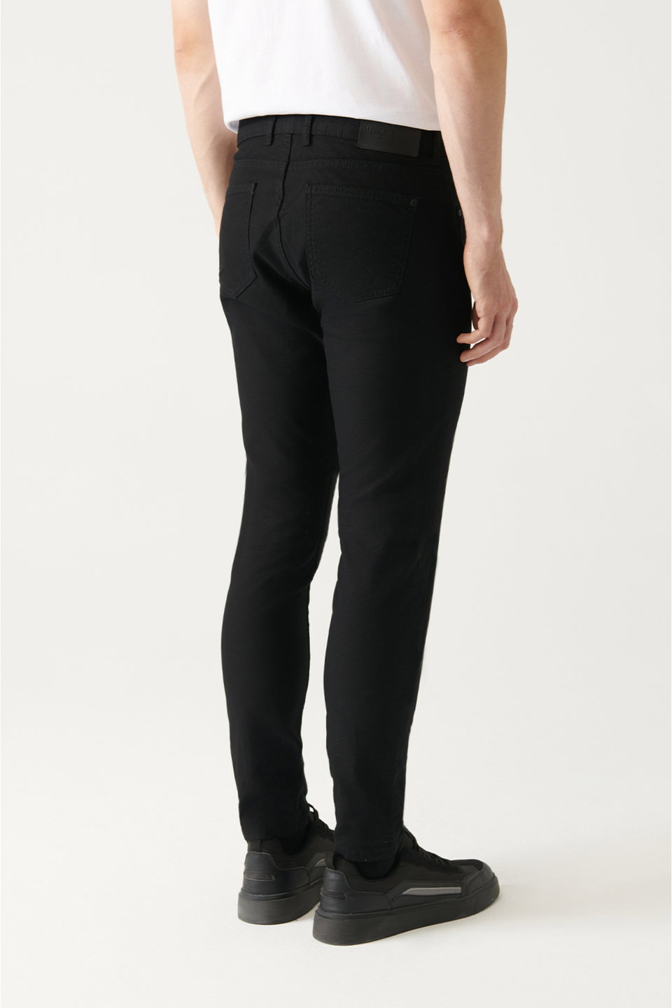 Men's 5-Pocket Stretch Canvas Slim Fit Trousers B003001