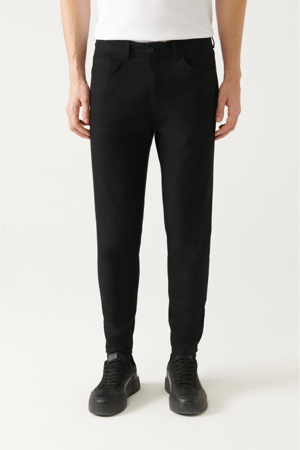 Men's 5-Pocket Stretch Canvas Slim Fit Trousers B003001