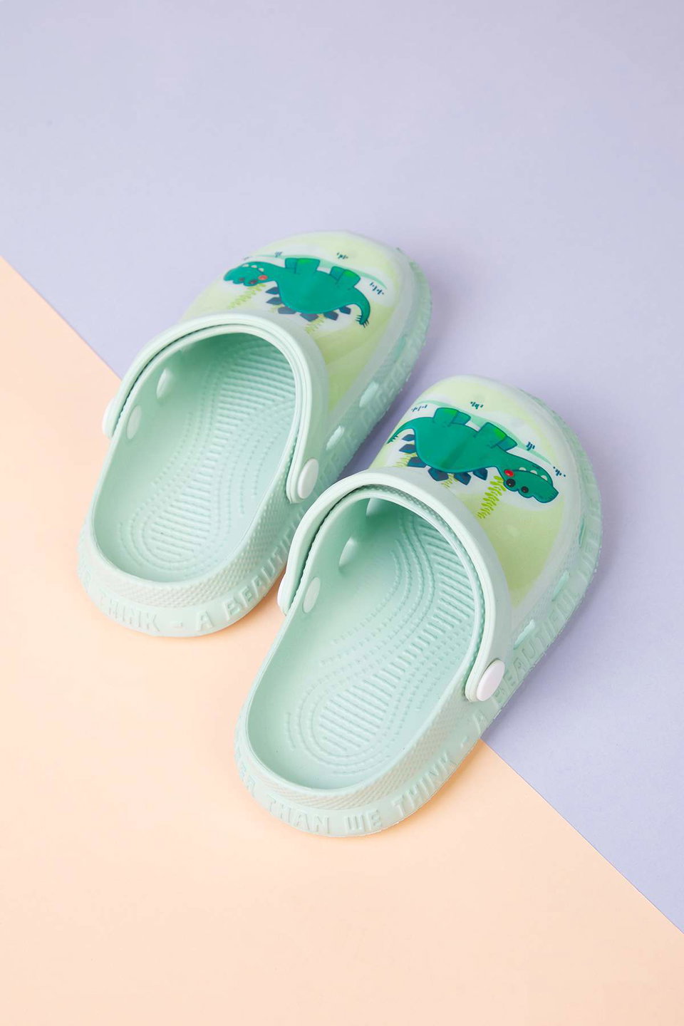 Soft Closed Front Lighted Crocodile Figure Detailed Boy Kids Sandal Slippers TAKSS25TE00054