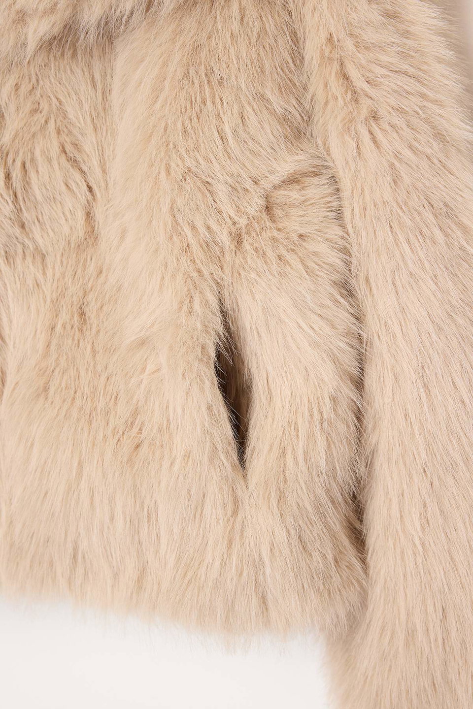Oversize Mold Fur Coat Twoaw25Mo00035
