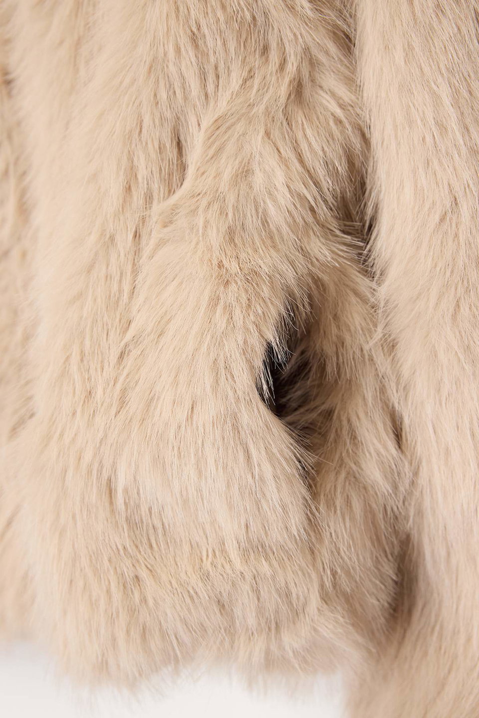 Oversize Mold Hooded Fur Coat Twoaw26Mo00025