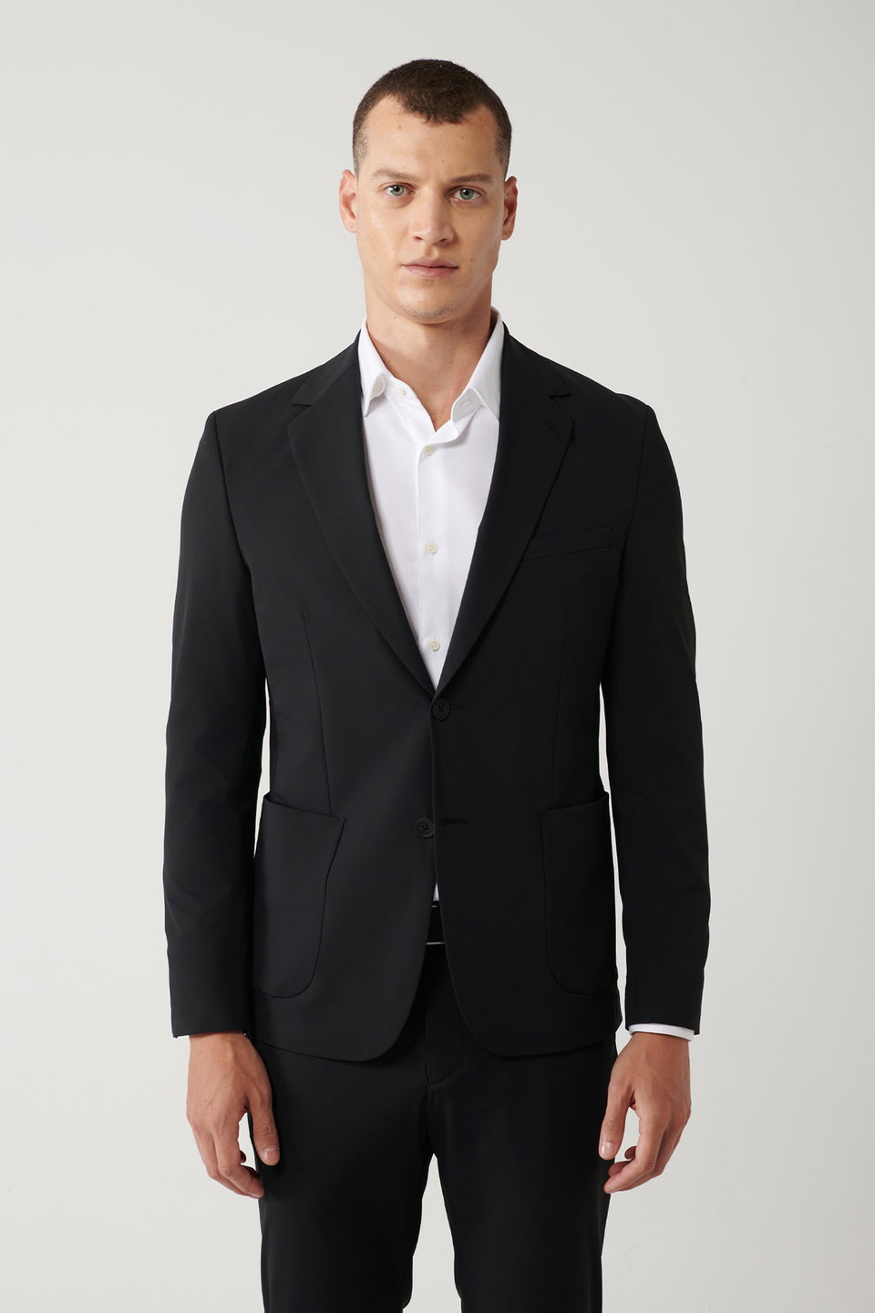 Men's Unlined Water Repellent Bi-Stretch Lightweight Comfort Slim Fit Jacket A41Y4030