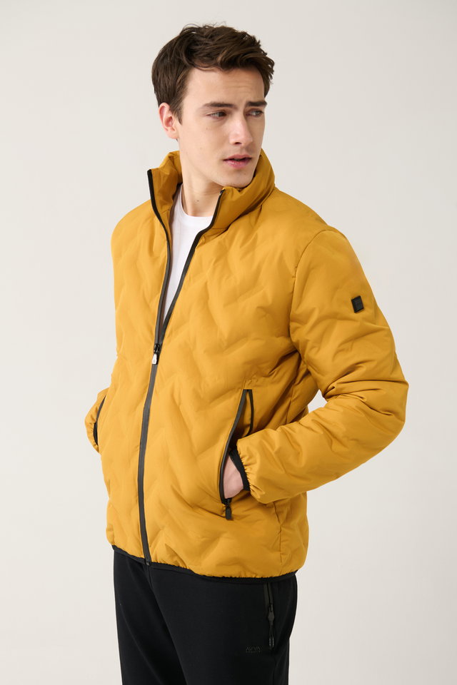 Saffron - Men's Red Comfort Fit Puffer Stand Collar Water Repellent Windproof Lightweight Coat E006036
