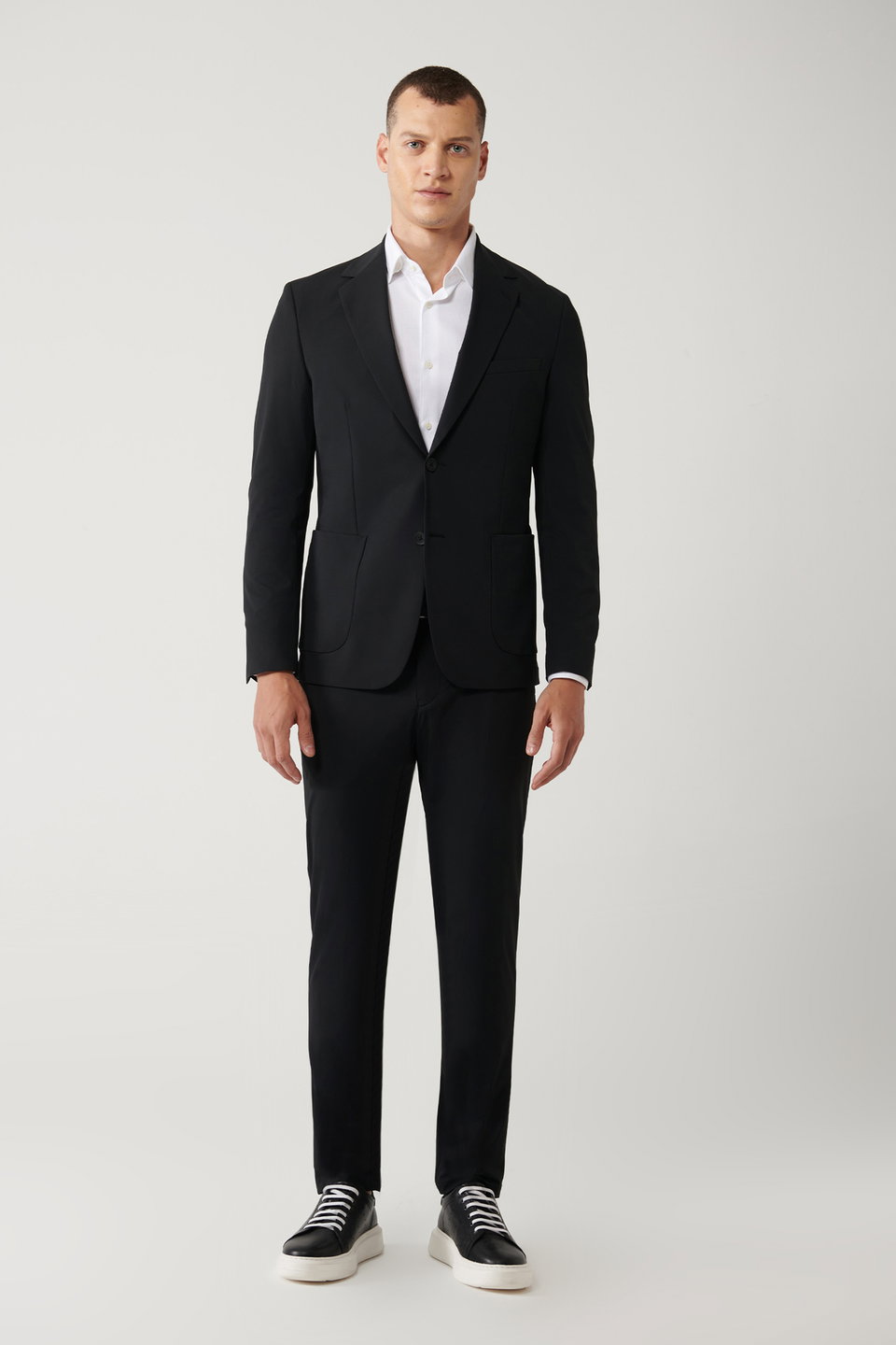 Men's Unlined Water Repellent Bi-Stretch Lightweight Comfort Slim Fit Jacket A41Y4030