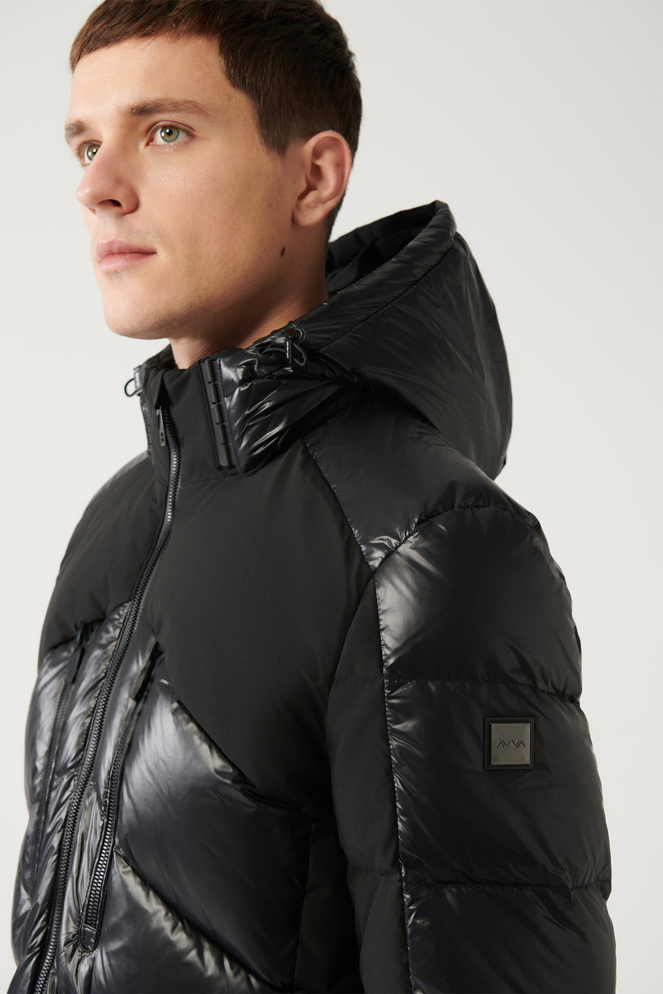 Men's Goose Down Water Repellent and Windproof Puffer Ski Jacket with Carrying Strap A32y6014