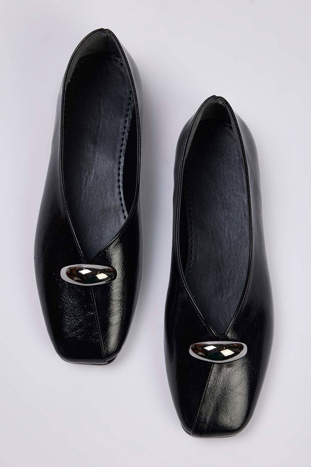 Black - Black Accessory Detailed Square Toe Women's Ballerinas TAKAW26BE00007