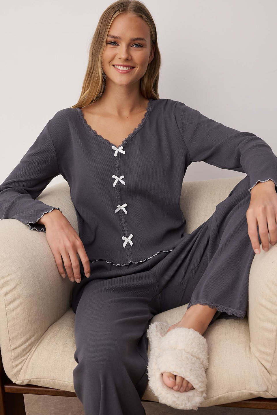 Cotton Lace and Ribbon/Bow Detailed Ribbed Knitted Pajama Set THMAW25PT00206