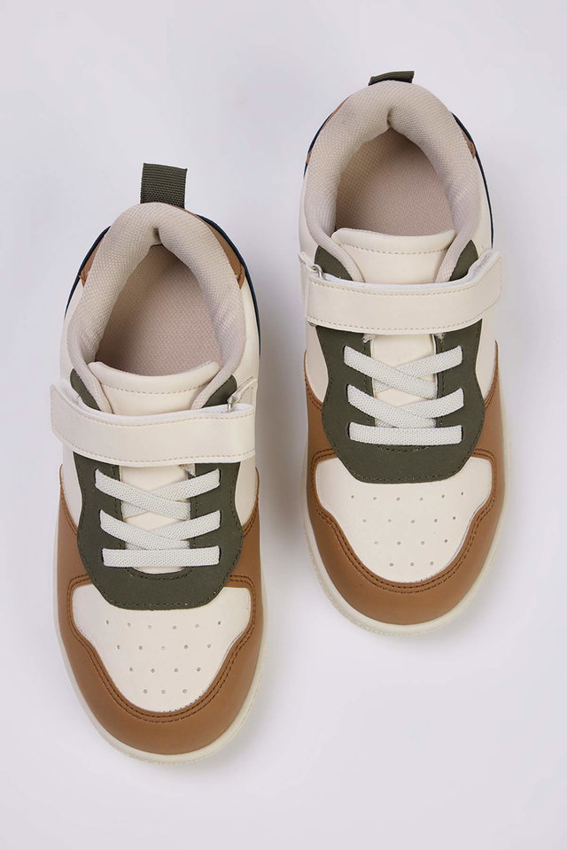 Multi-colored - Color-Blocked Velcro and Lace-Up Big/Little Boys' Kids Sneakers
TAKAW26SN00005