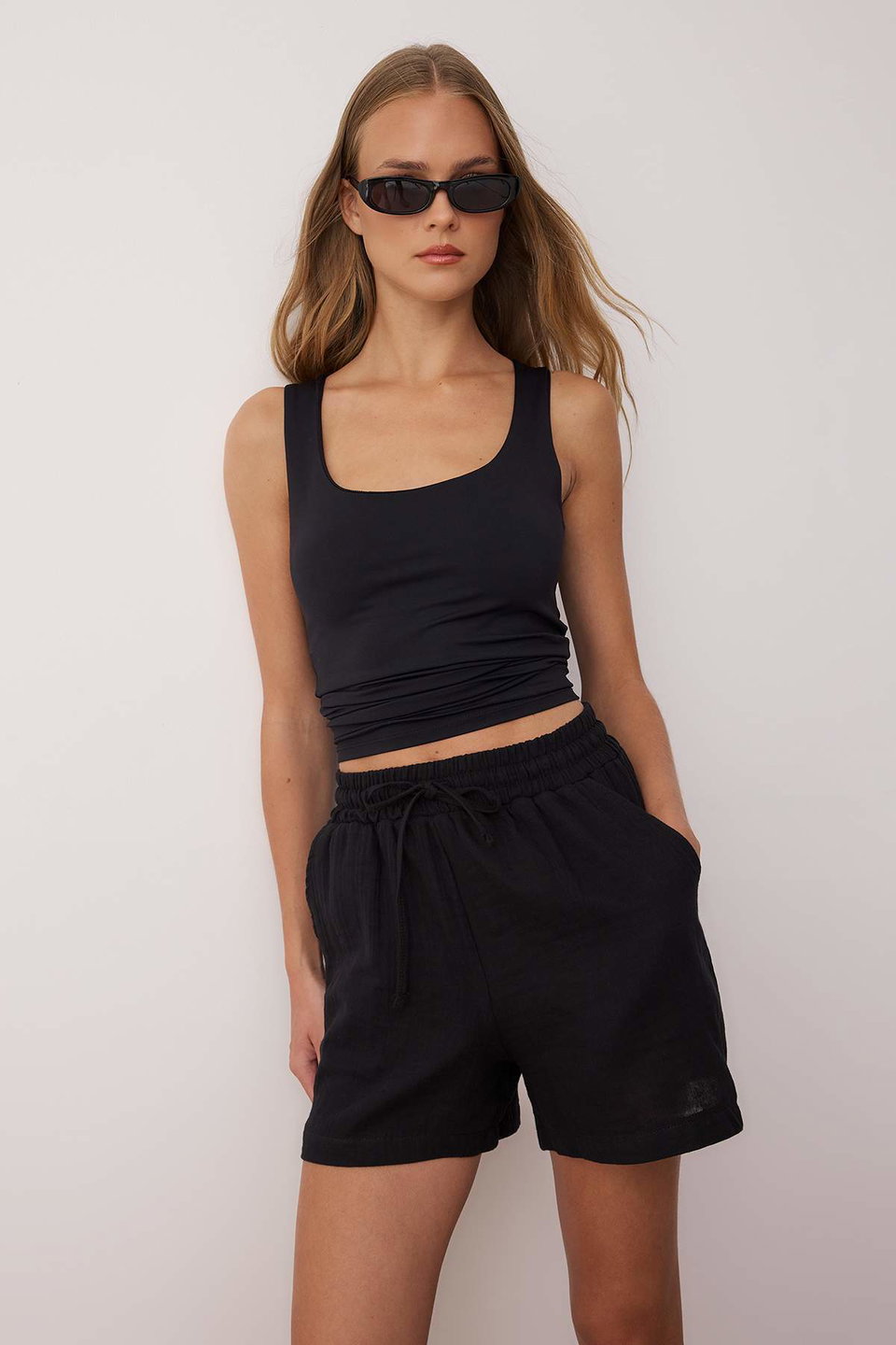 Muslin Elastic Waist High Waist City Boy Shorts & Bermuda TWOSS25SR00233