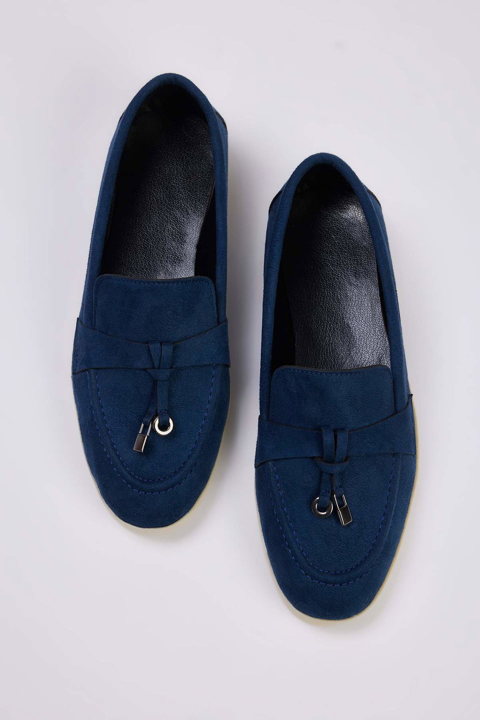 Suede Accessory Detailed Women's Loafer Shoes TAKAW26LA00000