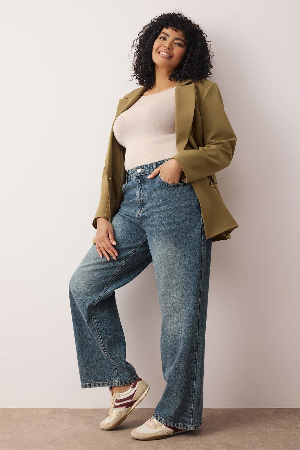 Faded Effect Vintage High Waist Wide Leg Plus Size Wide Leg Jeans TBBAW26CJ00002