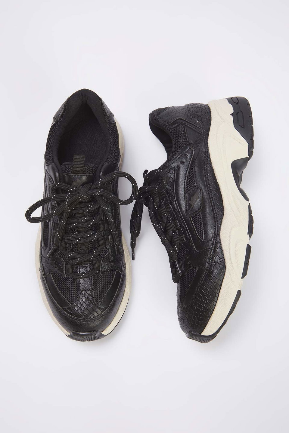 Textured Leather Detailed Lace-Up Women's Sneakers TAKAW26SN00015