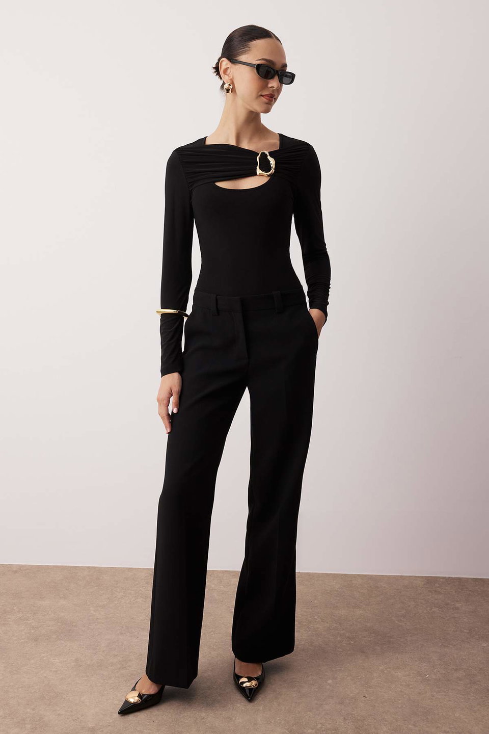 Accessory and Cut Out Detailed Body-Smoothing Flexible Knitted Blouse TWOAW26BZ00087
