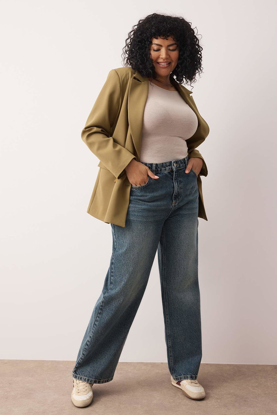 Faded Effect Vintage High Waist Wide Leg Plus Size Wide Leg Jeans TBBAW26CJ00002