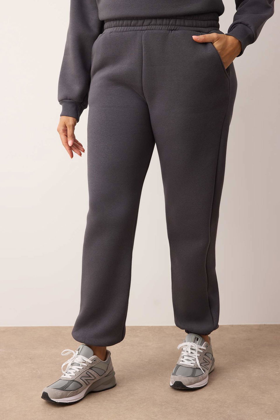 Thick Fleece Lined Zippered Stand-up Collar Jogger Knitted Tracksuit TBBAW26TS00003