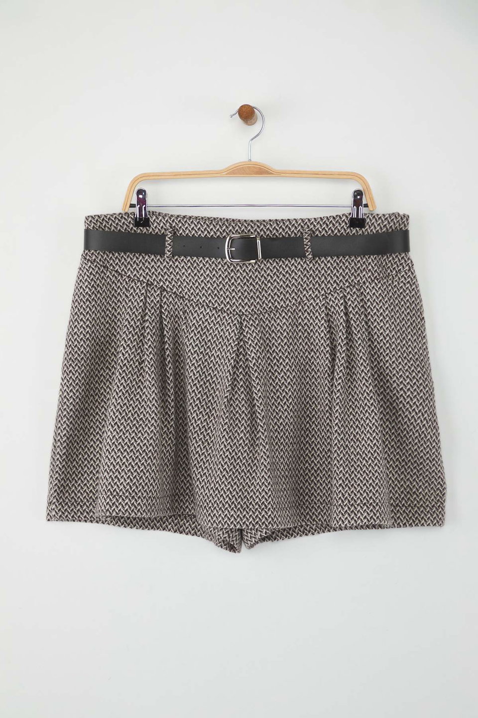 Multicolored Winter Belted Woven Short Plus Size Skirt-Look Shorts TBBAW26AP00003