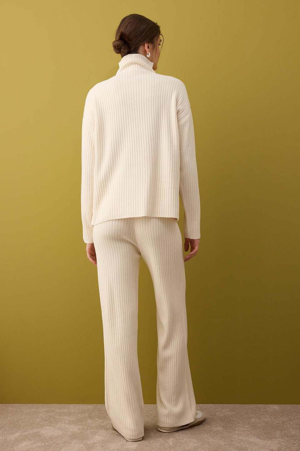 Basic Zippered Sweater-Pants Knitwear Bottom-Top Set TWOAW26AU00020