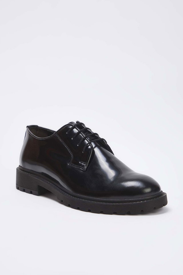 Black - Black Lace-Up Men's Classic Shoes
TAKAW26KA00000