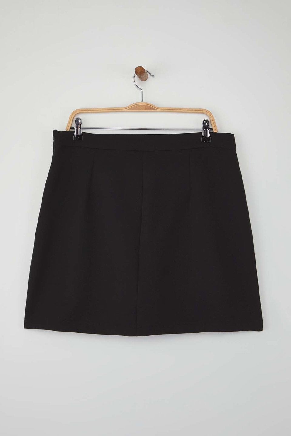 Pocket Accessory Detailed Mini Woven Plus Size Skirt TBBAW26AP00002