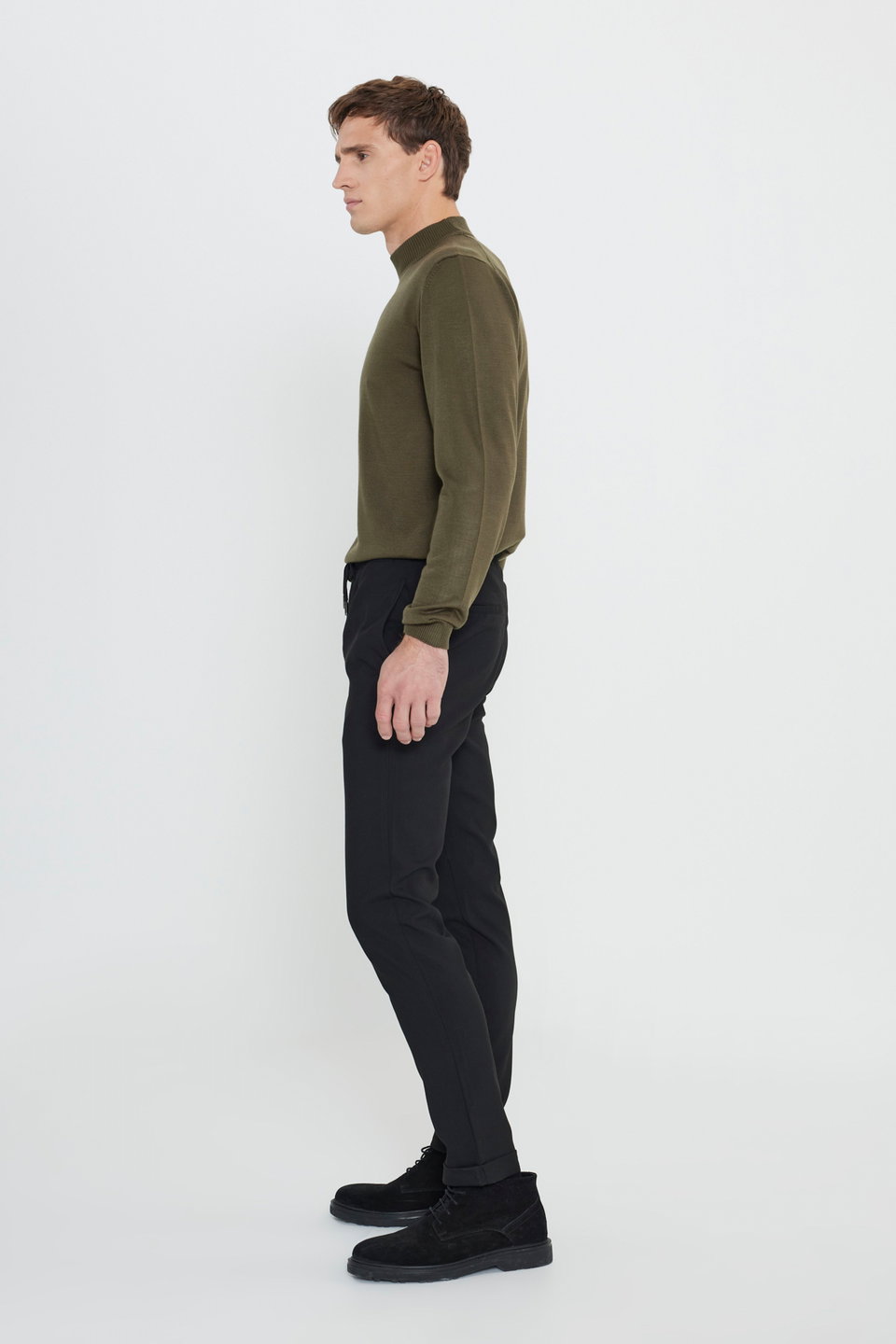 Slim Fit Tied Waist Jogger Pants with Side Pockets