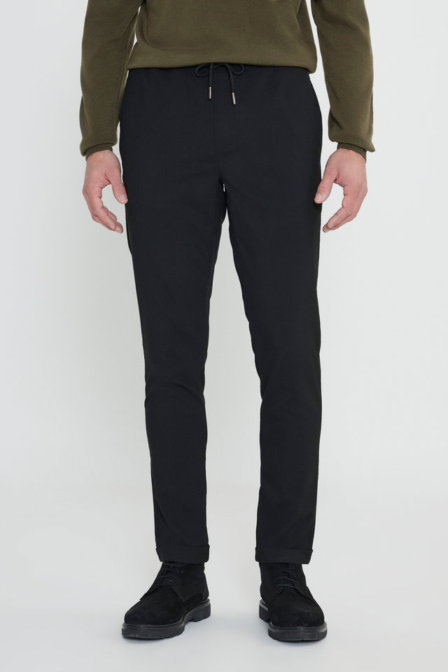 Schwarz - Slim Fit Tied Waist Black Jogger Pants with Side Pockets